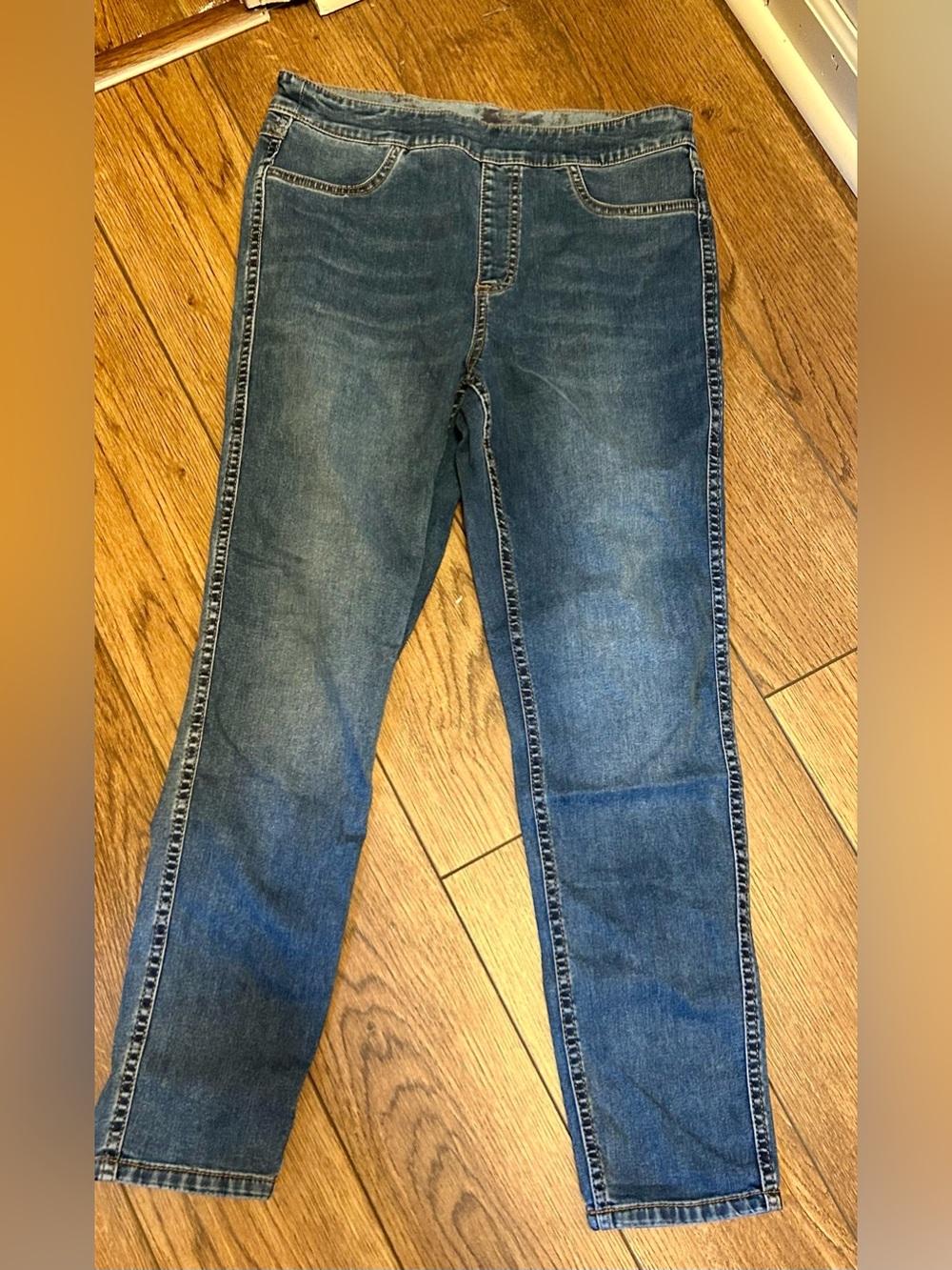 Tribal Ankle Crop Stretch Jeans - Medium Blue Wash